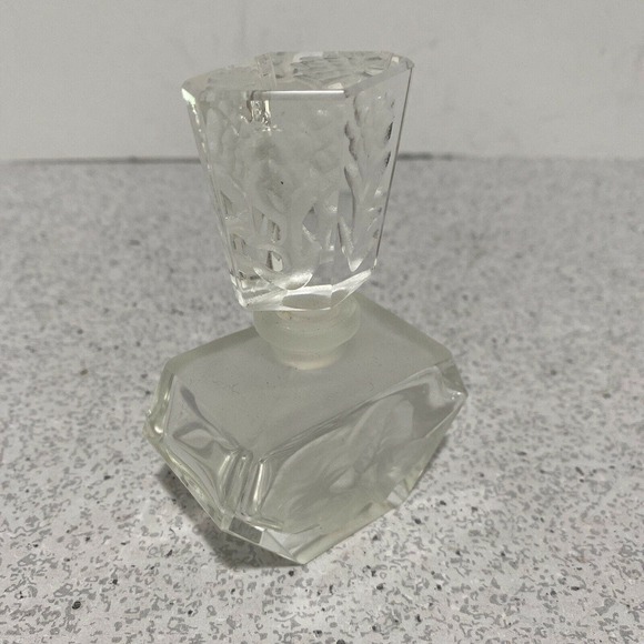 Vintage perfume bottle & stopper clear crystal & frosted glass scent container - Picture 4 of 10